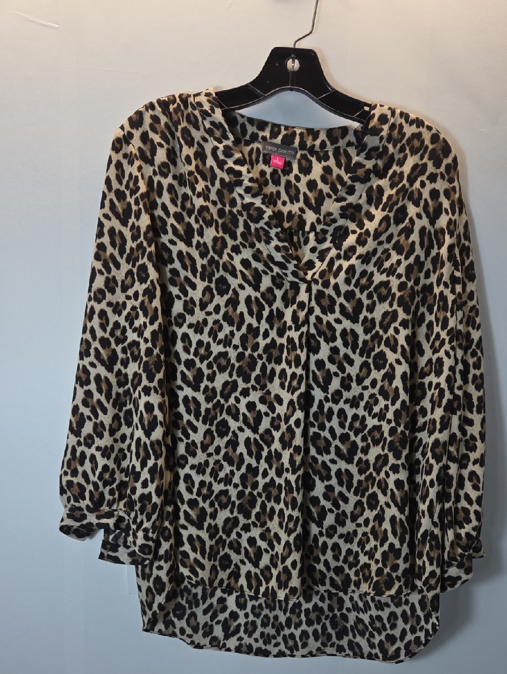 Vince Camuto Leopard Print V-Neck Blouse - Beige & Black Size L